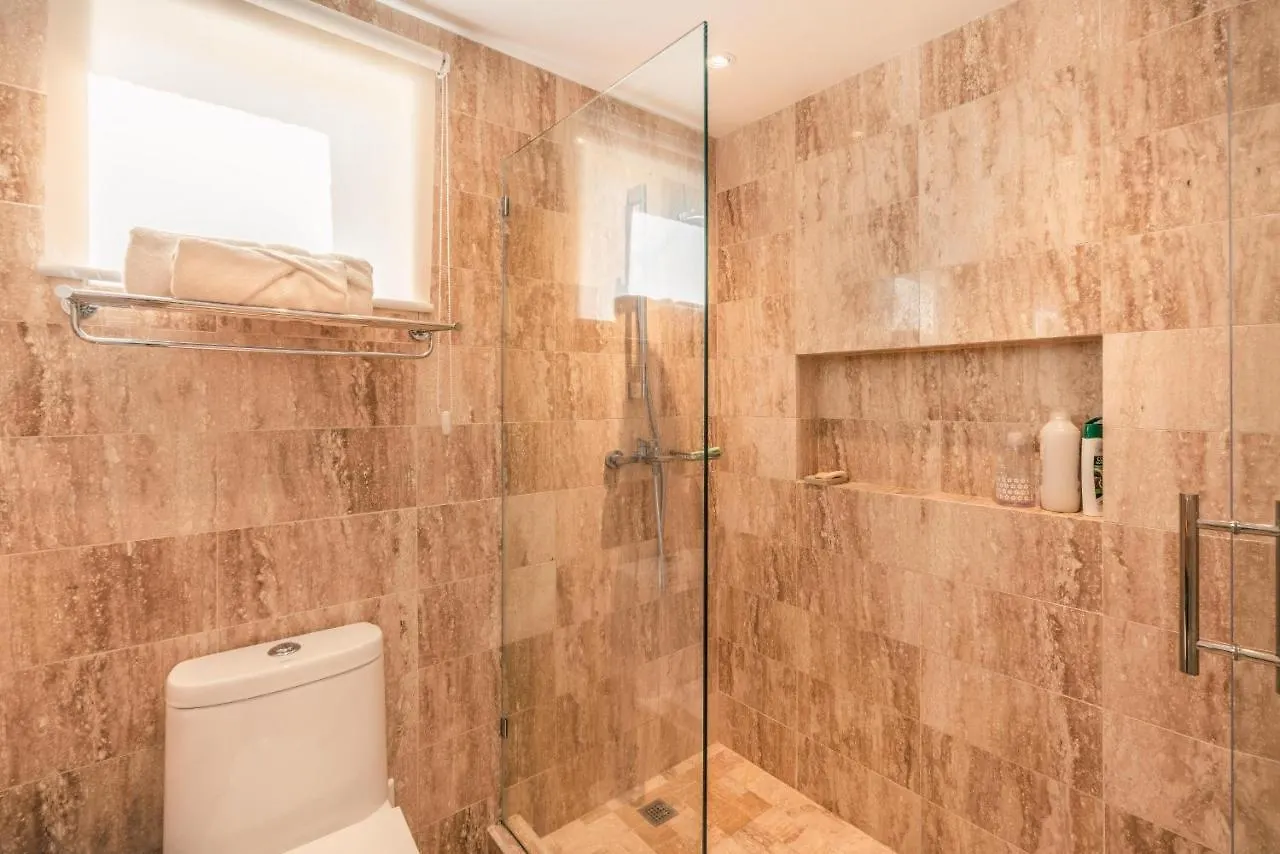 Exclusive Rustic Villa At Green One Munoz